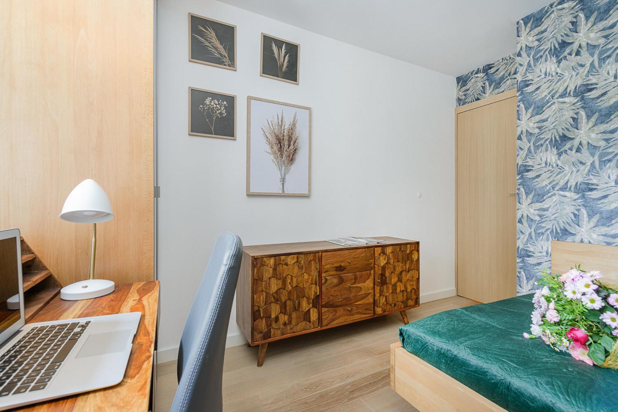 Lumina In Center Apartment